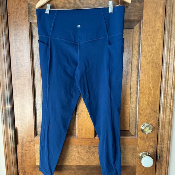 Athleta Blue Salutation Stash Pocket Leggings Size 1X - Picture 4 of 9